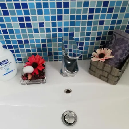 דירה Rotiroti זאדאר