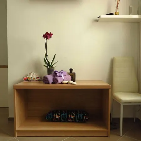 Rotiroti דירה זאדאר