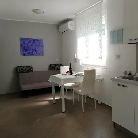 아파트 Rotiroti 자다르